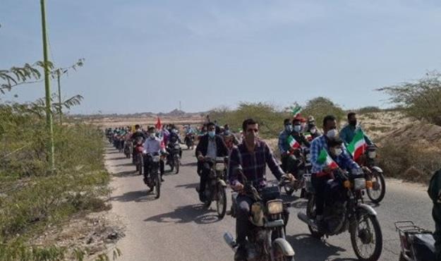 جشن پیروزی انقلاب در «بوموسی» جزیره سرافراز ایرانی