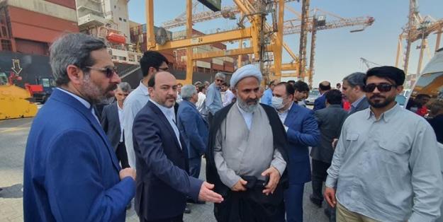 بازدید رئیس و اعضای کمیسیون اصل 90 از بندر شهید رجایی