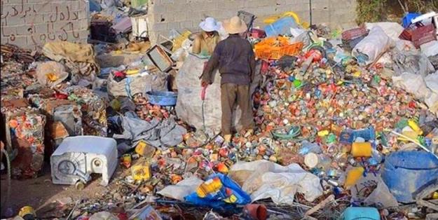 درخواست تعقیب مرتکبان فک پلمپ انبارهای ضایعاتی بندرعباس به مقام قضایی