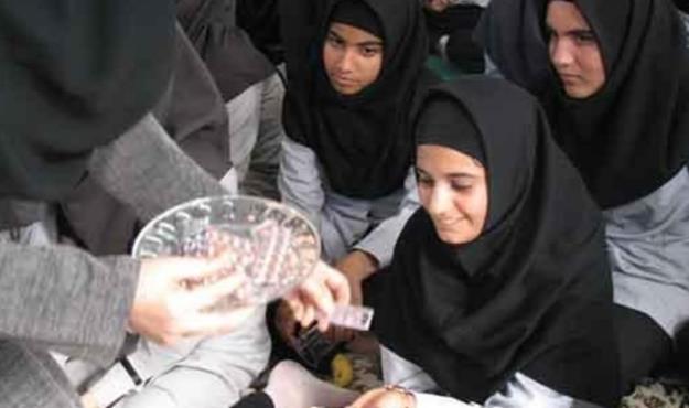 توزیع مکمل آهن و ویتامین در میان دانش آموزان هرمزگانی آغاز شد