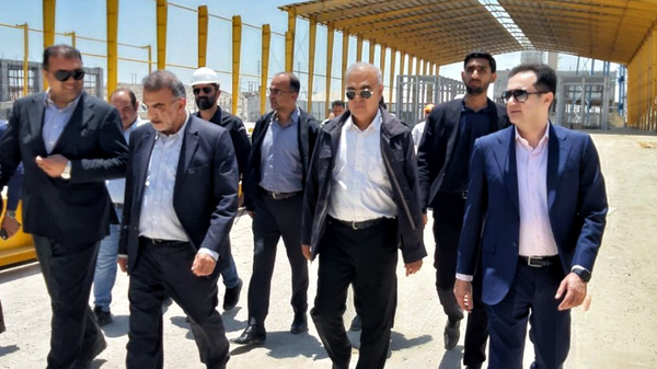 کارخانه شیشه بندرعباس در چند قدمی افتتاح