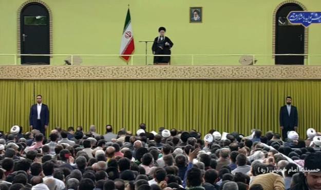 جلوه‌های امیدزا در کشور فراوان است/ وحدت، سیاست قطعی نظام