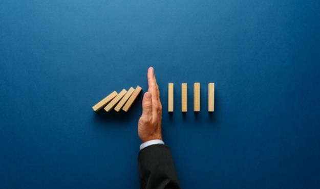 دومین جلسه کمیته بحران دانشگاه علوم پزشکی هرمزگان برگزار شد/ آماده‌باش کامل مراکز درمانی در پی تهدیدات منطقه‌ای