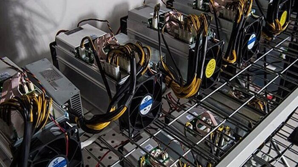 شناسایی و کشف و ضبط ۳۹ماینر غیر مجاز در پارسیان هرمزگان