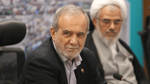 با صرفه‌جویی در دولت می‌توان بسیاری مشکلات را حل کرد