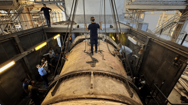 تعمیرات نیمه‌اساسی با توان بومی در نیروگاه خلیج فارس