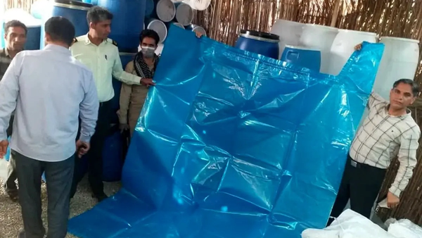 کشف کارگاه توليد مشک ماری سوخت قاچاق در یک منزل ویلایی