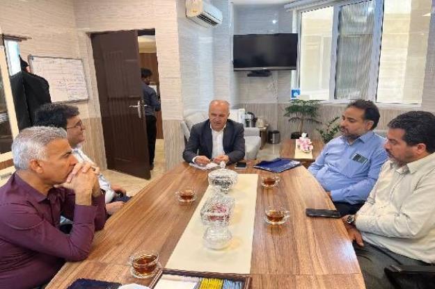 نشست هماهنگی با انجمن صنفی مجتمع‌های خدماتی رفاهی بین راهی استان هرمزگان