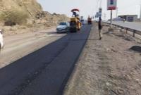 پایان عملیات لکه‌گیری و روکش آسفالت محور بندرعباس – بندرخمیر 