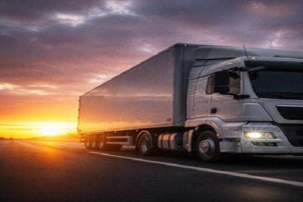 رشد قابل توجه تردد و تناژ در اداره کل راهداری و حمل و نقل جاده‌ای هرمزگان در ۶ ماهه اول ۱۴۰۴ 