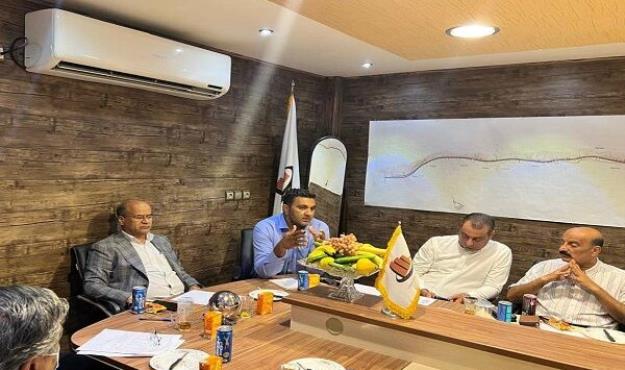 نشست هم‌اندیشی حمل‌ونقل کالا در بندر خمیر با حضور معاون حمل‌ونقل اداره کل برگزار شد