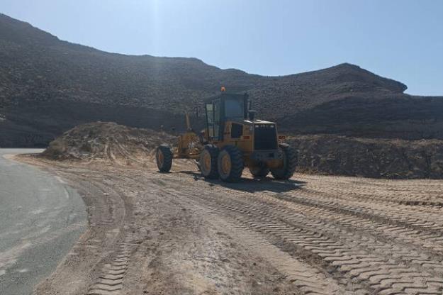 اجرای قنو و اصلاح شیب شیروانی محور بندرلنگه – بستک 