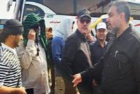 ارائه گزارش معاون حمل‌ونقل هرمزگان به عضو هیأت عامل سازمان راهداری در ایستگاه اتوبوس