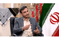 معاون سیاسی ندسا: اگر تنگه در اختیار آمریکاست کشتیهایش را عبور دهد!