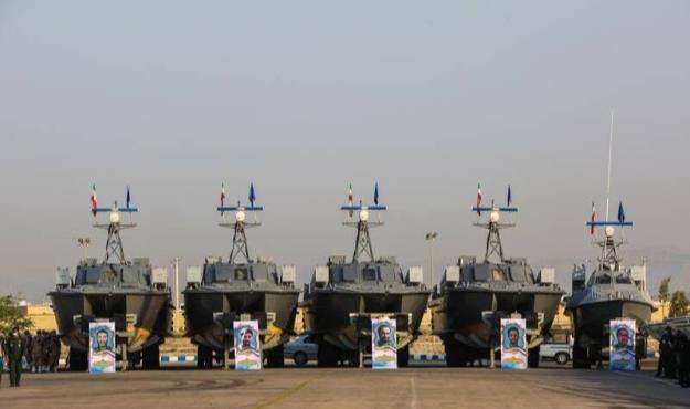 آغاز ۱۴۰۰ با رونمایی از تحولی بزرگ در دکترین نیروی دریایی سپاه+تصاویر