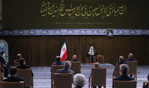  انقلابی بودن باید همراه با عقلانیت باشد/ مطالبه دولت کنونی آمریکا همان مطالبه ترامپ است/ در افغانستان طرفدار «مر...
