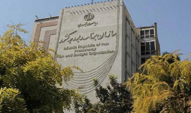 کاهش حقوق کارکنان دولت کذب محض است