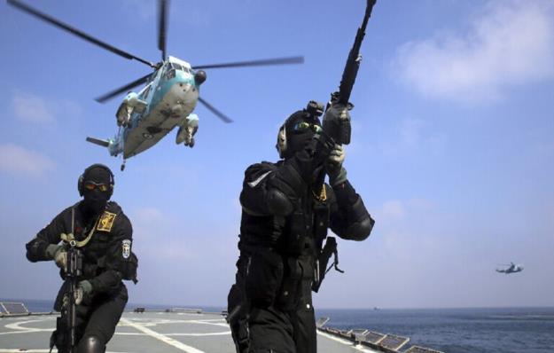 بازتاب گسترده برخورد مقتدرانه سپاه با نیروهای آمریکا در دریای عمان