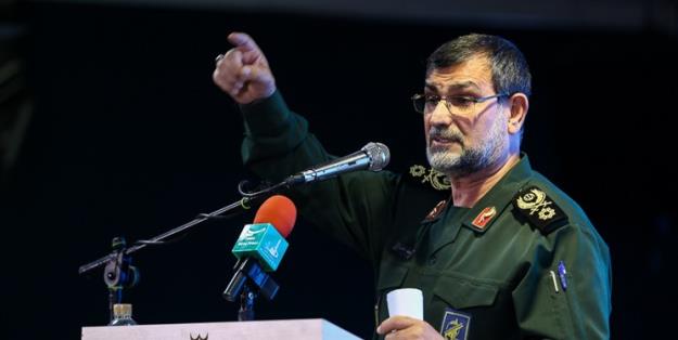 سردار تنگسیری: نیروی دریایی سپاه با قوت مسیر طراحی و تولید تجهیزات دفاعی را ادامه میدهد