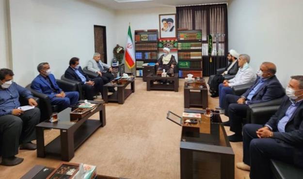 انتقاد امام جمعه بندرعباس از فقر در هرمزگان با وجود بنادر و سواحل گسترده