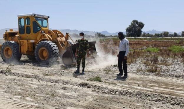 ۶۶ هزار متر مربع از اراضی ملی و دولتی در شهر فین رفع تصرف شد